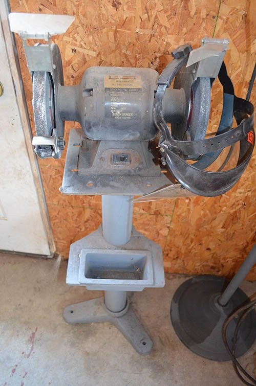 Property photo 16 - Personal Property Auction, Tractor & Implements, Cars, Lawn & Garden, Hunting & Fishing, Guns, Antiques & Collectibles, Household